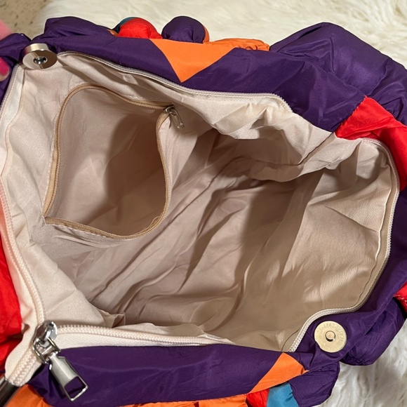 OLLY "Bag in Puffy color Burst" - Picture 6 of 8